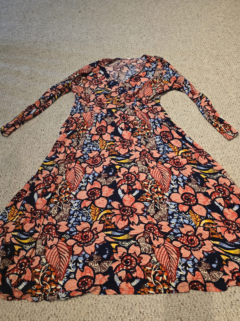Boutique 9 Coral and Navy Floral Midi Dress